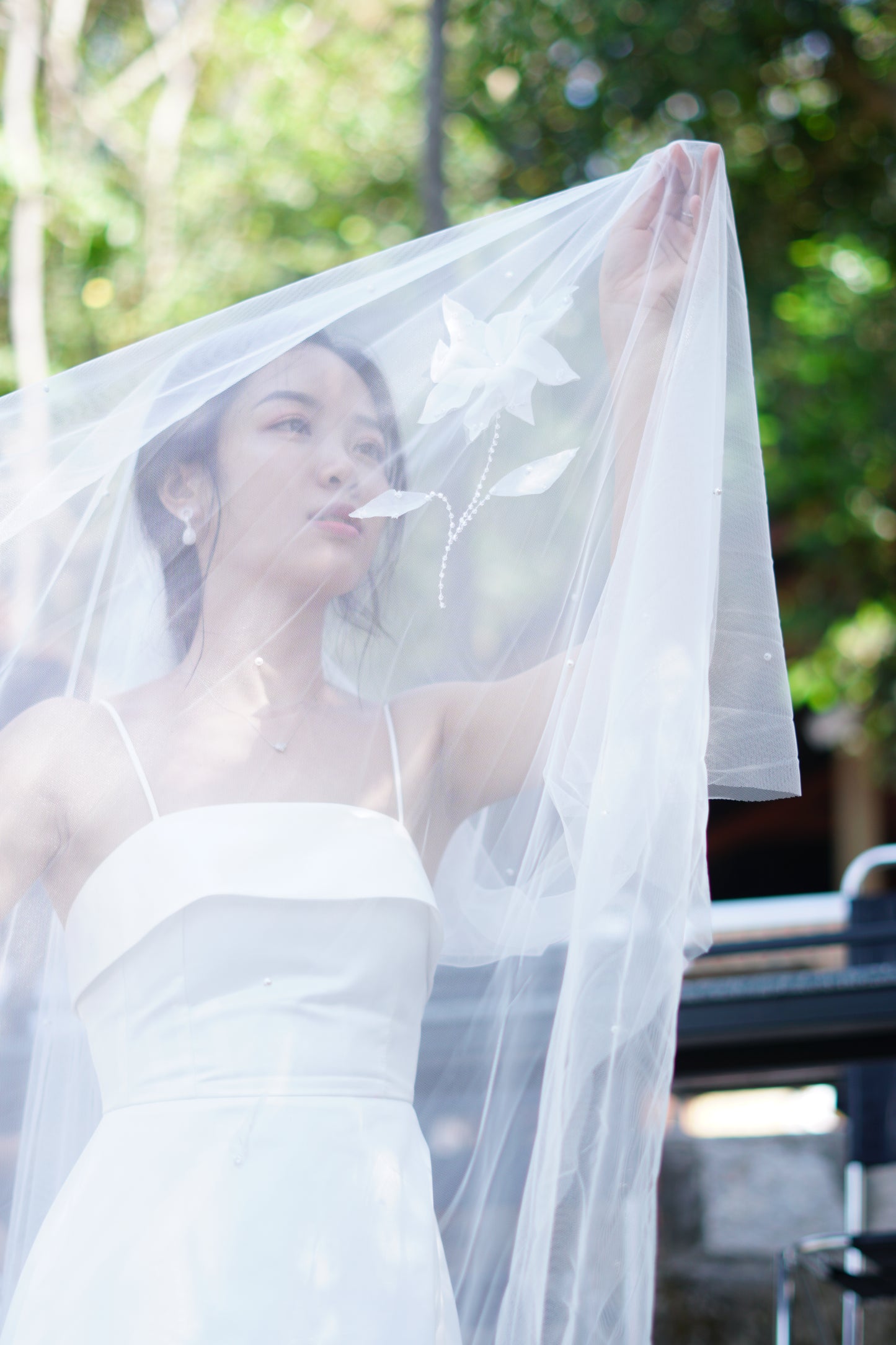 White Lilies Flower Wedding Veil | Elegant Floral Bridal Veil | Cathedral Length