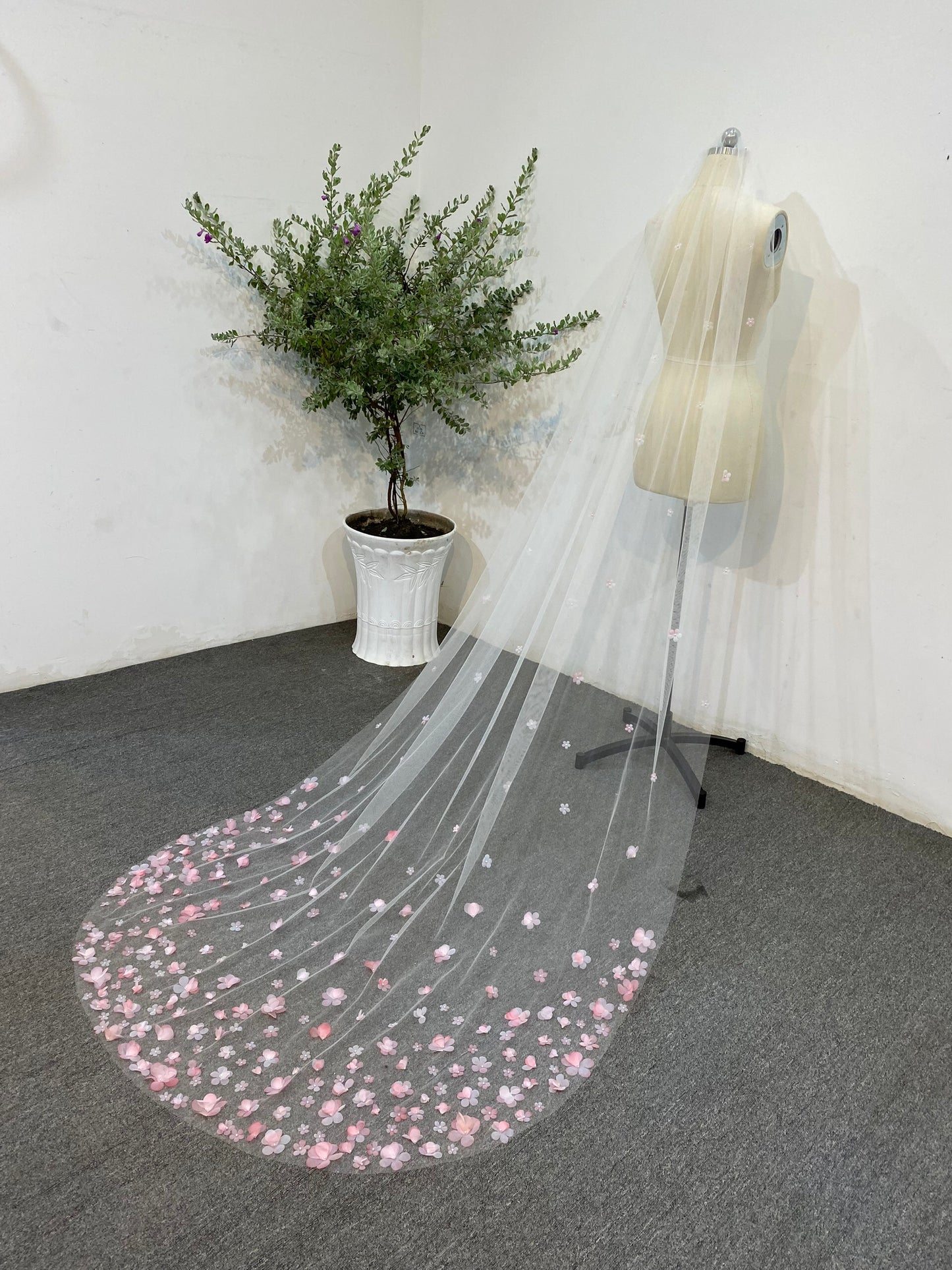 Elegant 3D Pink Flowers Wedding Veil – Handmade Bridal Accessory-Chapel Length