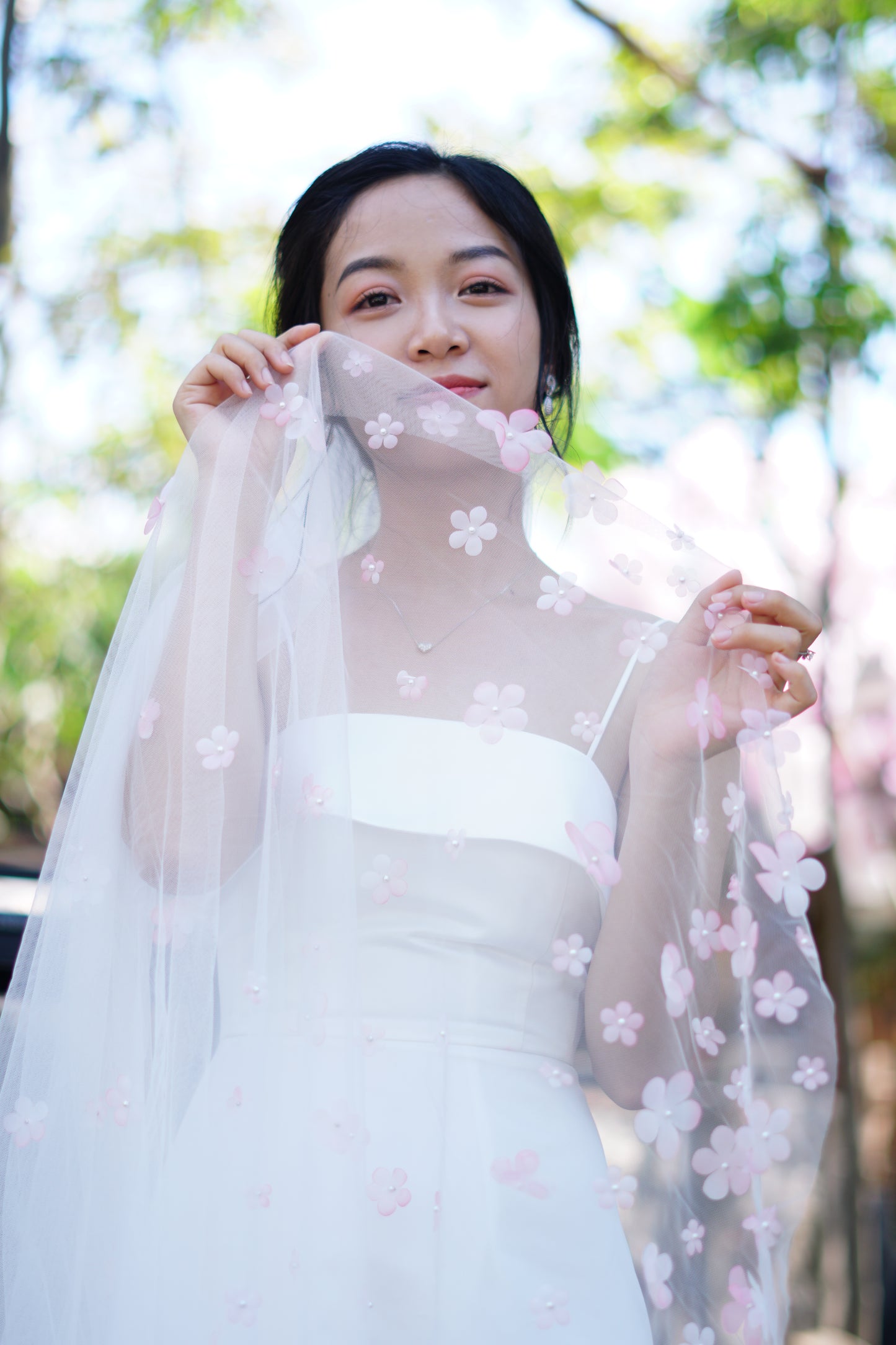 Elegant 3D Pink Flowers Wedding Veil – Handmade Bridal Accessory-Chapel Length