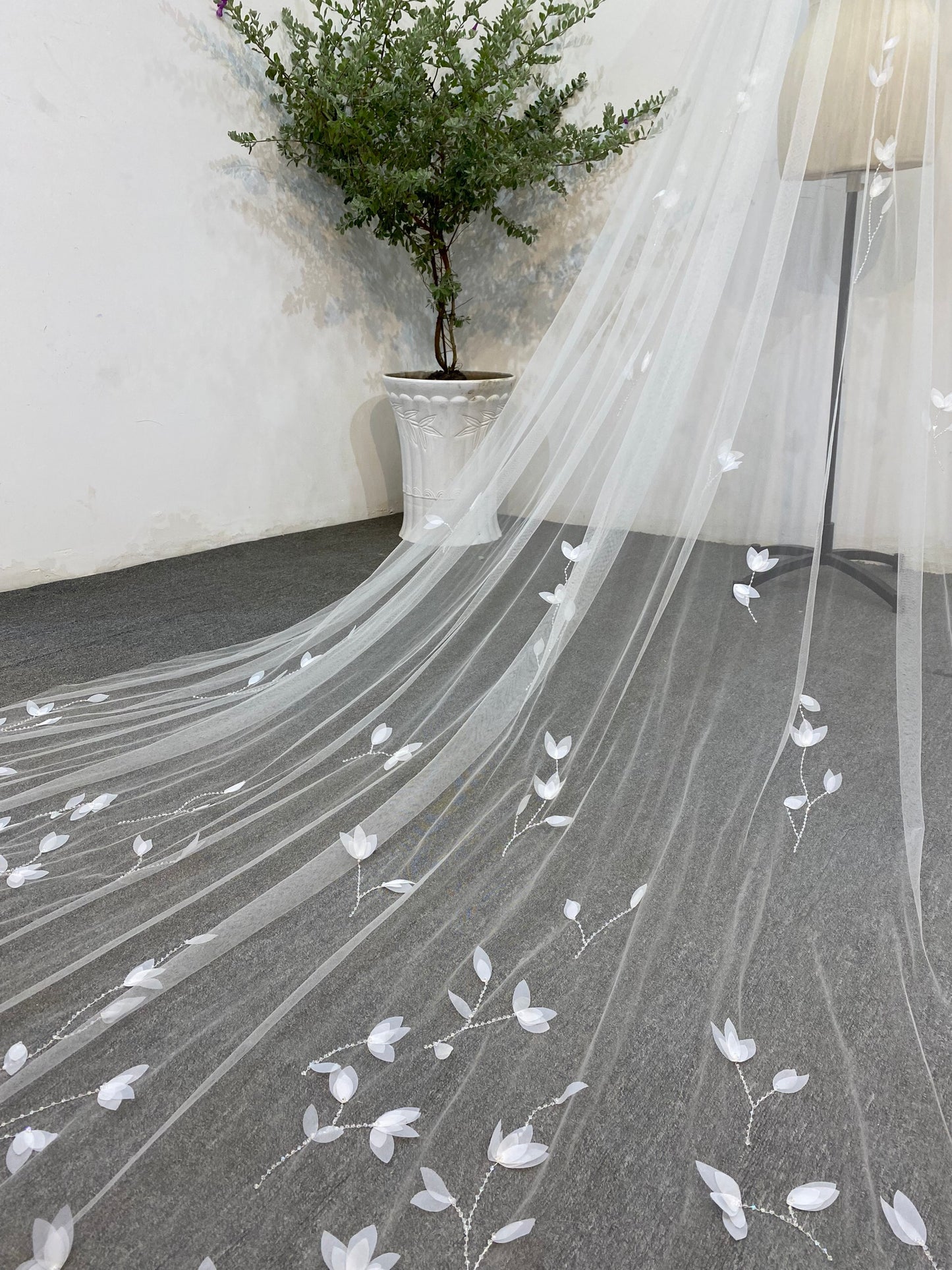 Crystal Leaf Wedding Veil | Sparkling Bridal Veil with Leaf Design | Cathedral Length