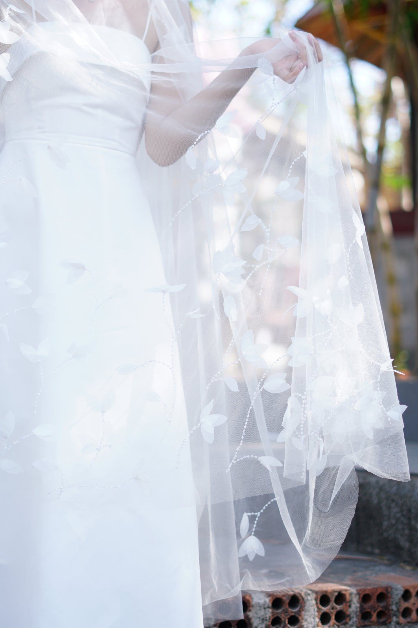 Crystal Leaf Wedding Veil | Sparkling Bridal Veil with Leaf Design | Cathedral Length