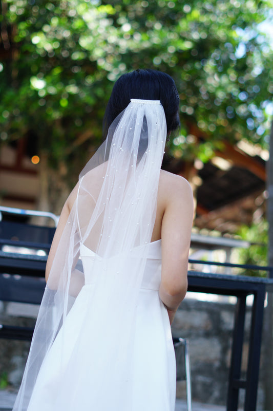 Pearl Bridal Wedding Veil | Elegant Veil with Pearls | Chapel Length