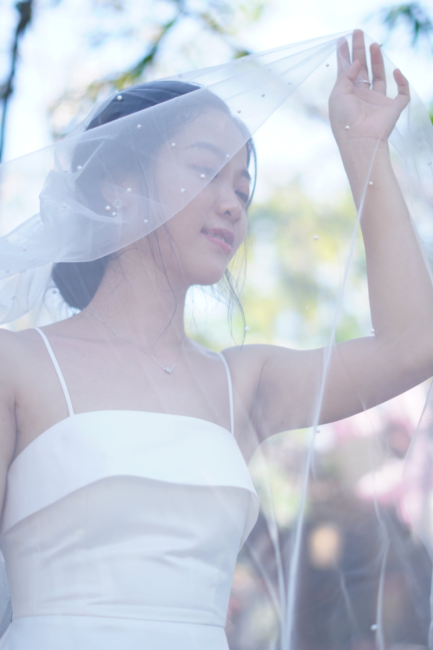 Pearl Bridal Wedding Veil | Elegant Veil with Pearls | Chapel Length