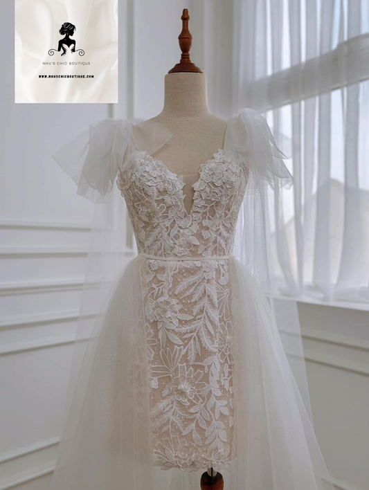 WD010 - Detachable Tulle Train Lace Bridal Dress